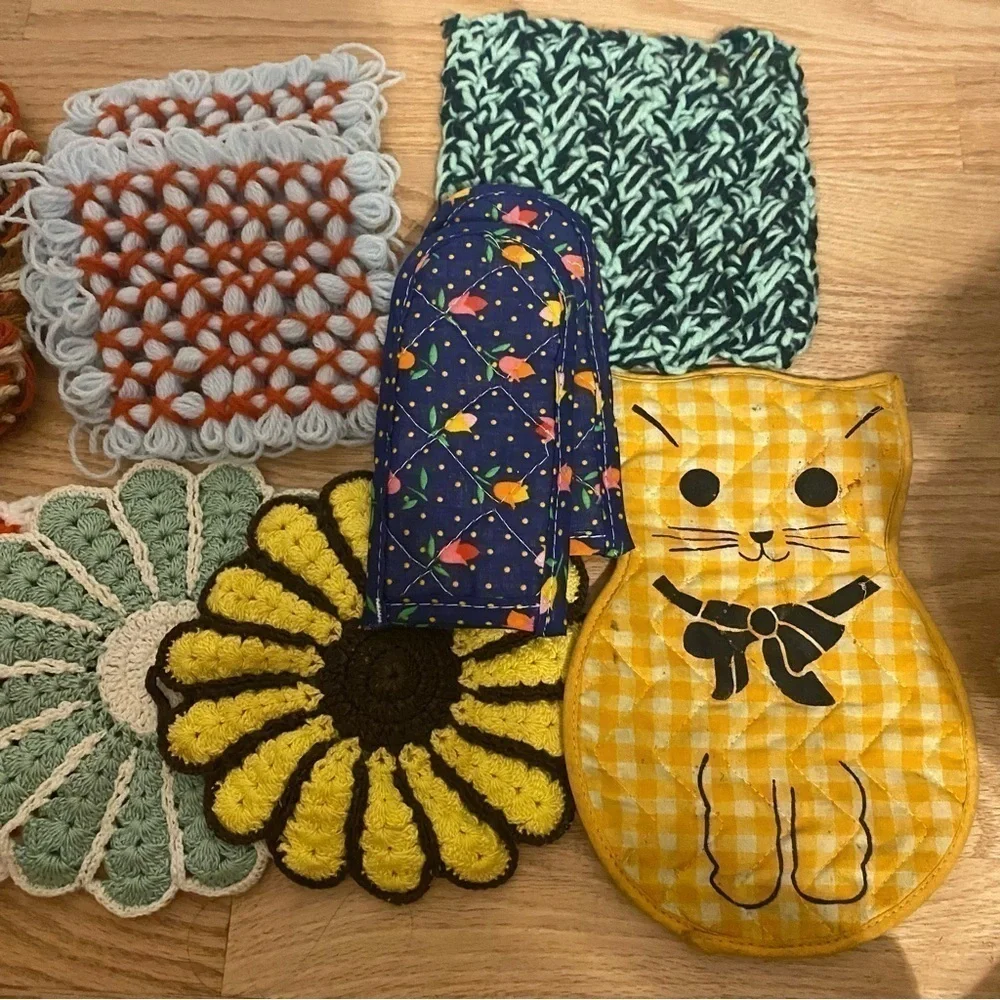 Vintage Pot Holder Bundle Lot MCM Cat Sunflower Flower Crochet Knit Colorful